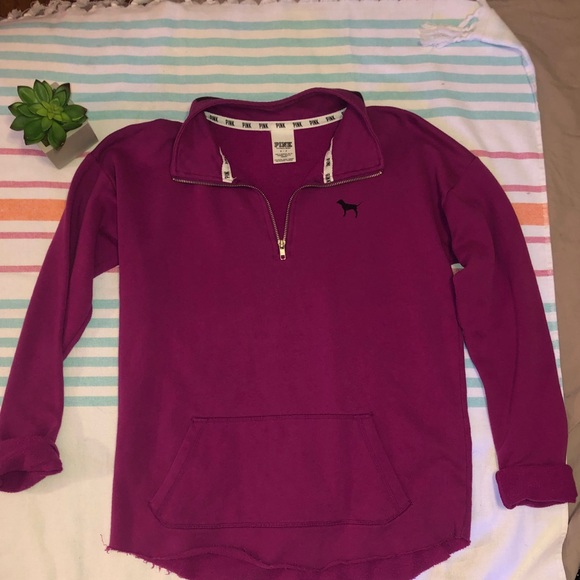 Distressed VS Pink 1/4’zip - Picture 4 of 7